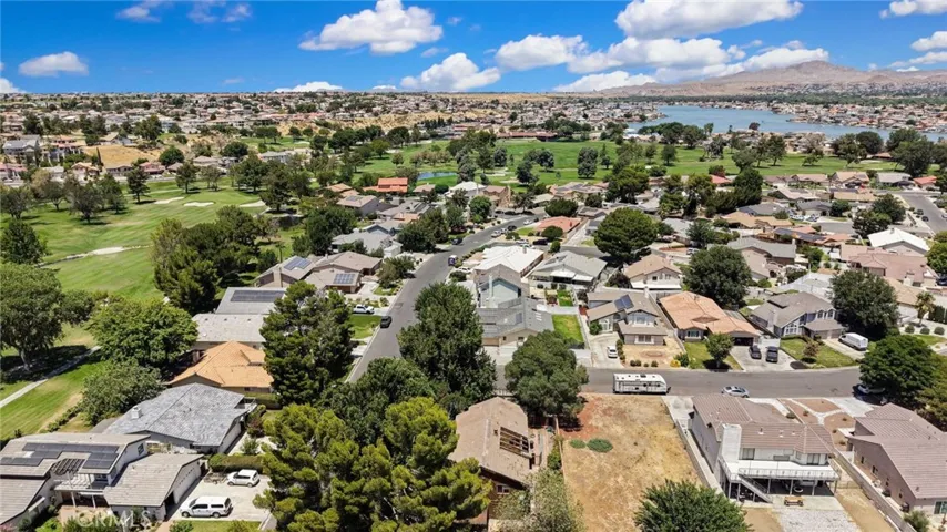 12915 Greensboro, Victorville, California 92395