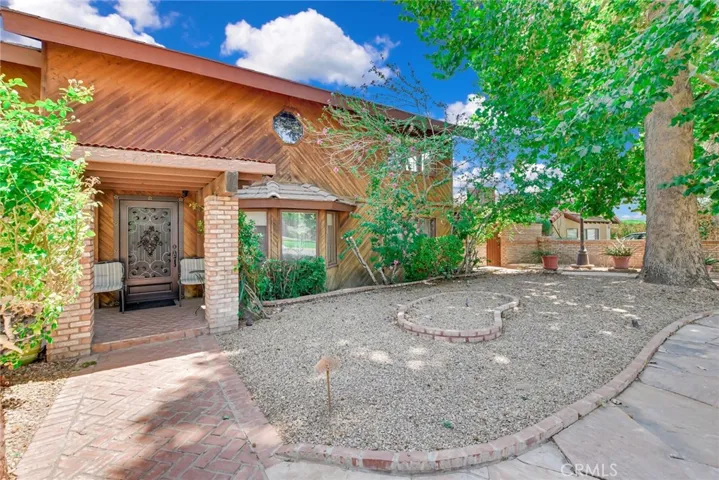 12915 Greensboro, Victorville, California 92395