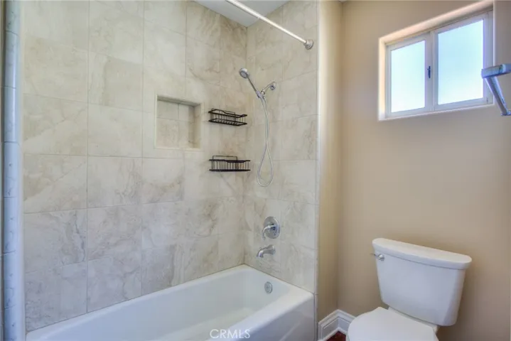 5839 Via Susana, Riverside, California 92506