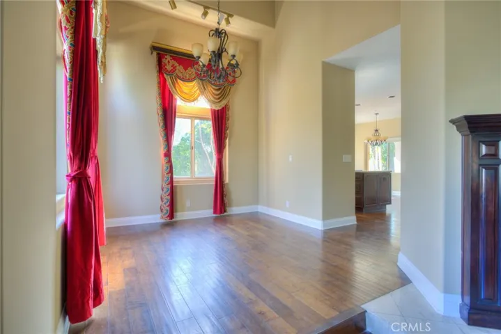 5839 Via Susana, Riverside, California 92506