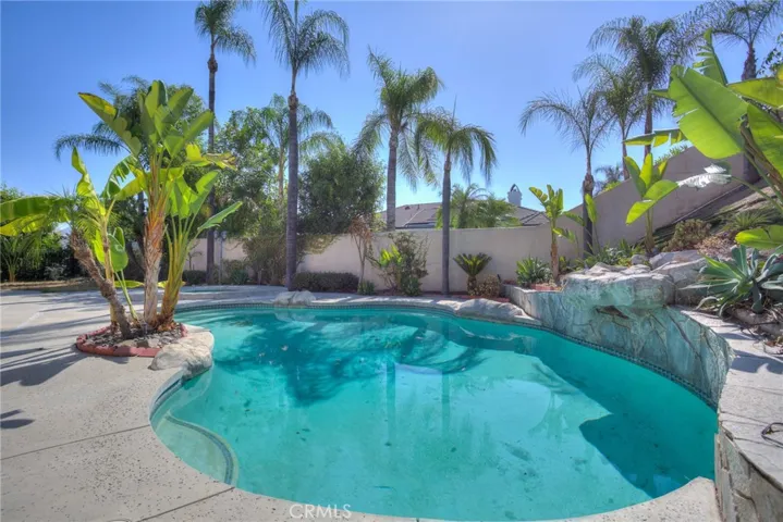 5839 Via Susana, Riverside, California 92506