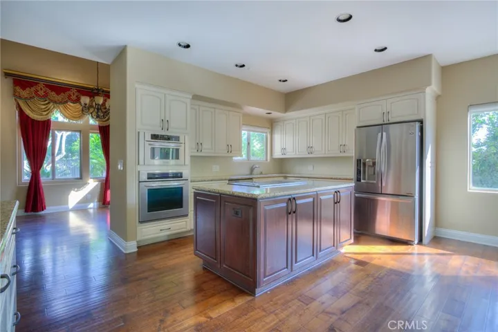5839 Via Susana, Riverside, California 92506