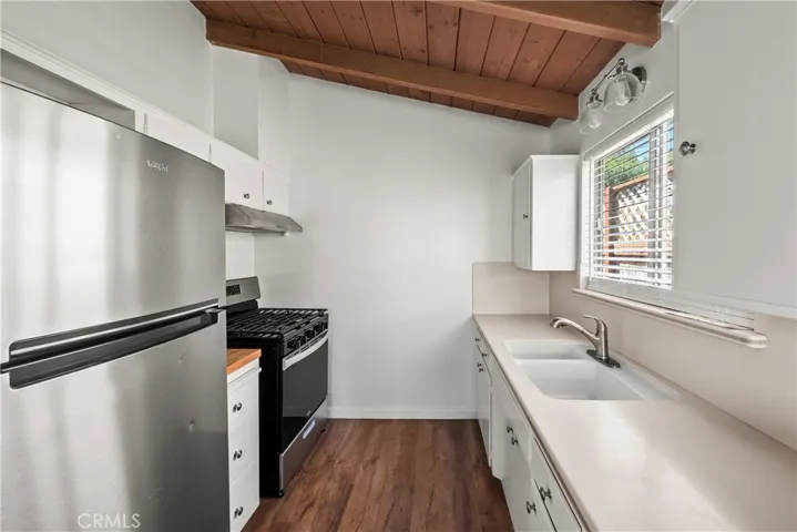 135 High Drive, Laguna Beach, California 92651