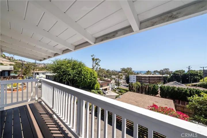 135 High Drive, Laguna Beach, California 92651