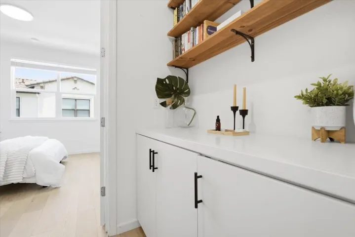 390 Camarillo Terrace, Sunnyvale, California 94085