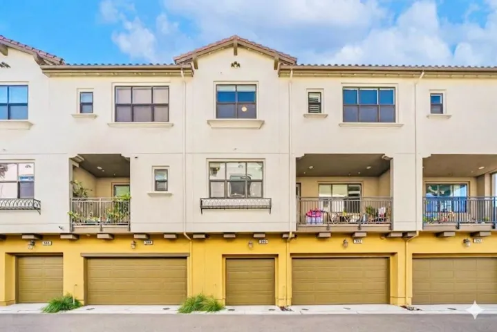 390 Camarillo Terrace, Sunnyvale, California 94085