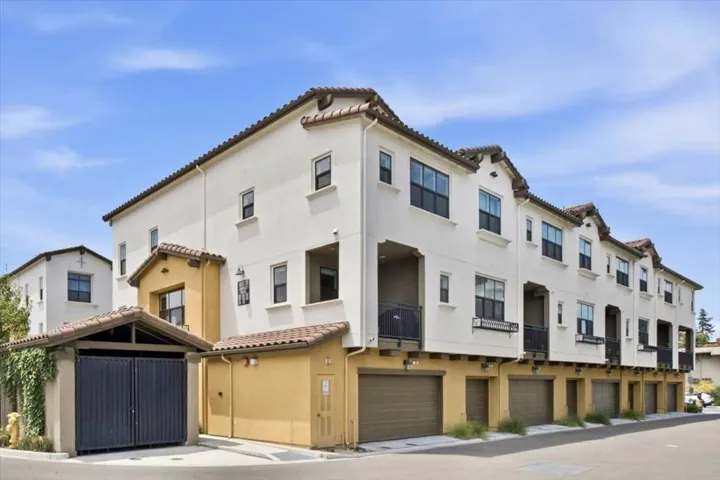 390 Camarillo Terrace, Sunnyvale, California 94085