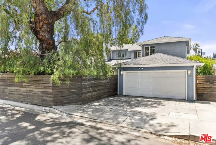 4555 Don Pio Drive, Los Angeles, California 91364