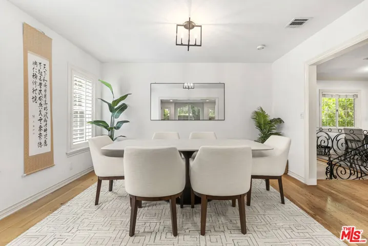 4555 Don Pio Drive, Los Angeles, California 91364