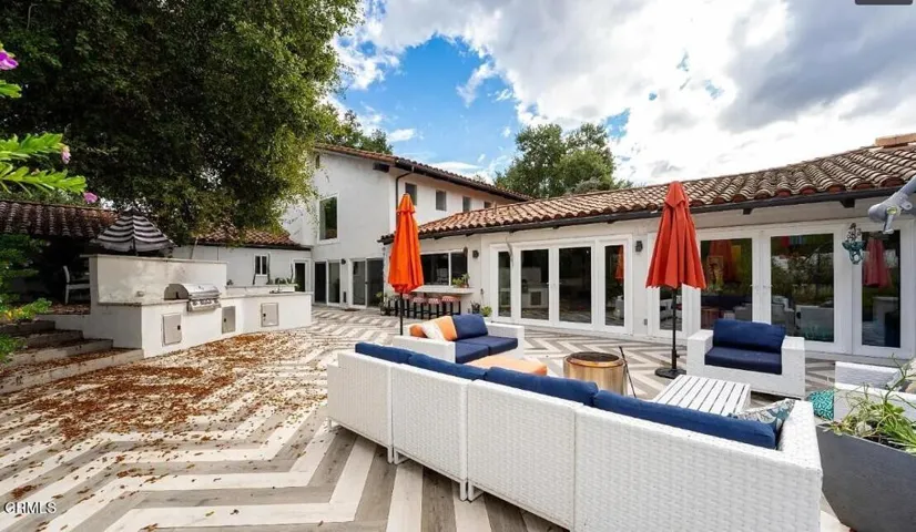 Backy Patio