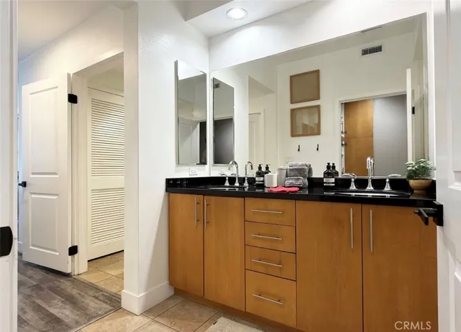 150 The Promenade N, Long Beach, California 90802