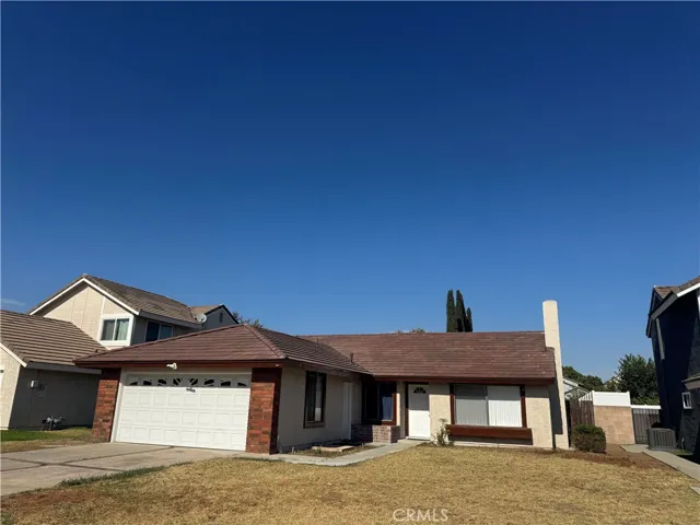 974 N Darfield, Covina, California 91724
