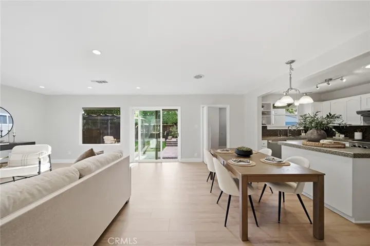 3249 Petaluma, Long Beach, California 90808