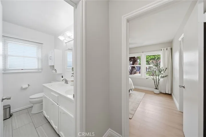 3249 Petaluma, Long Beach, California 90808