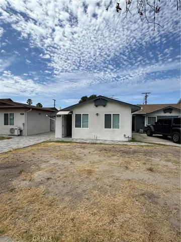 9013 Oneida, Los Angeles, California 91352