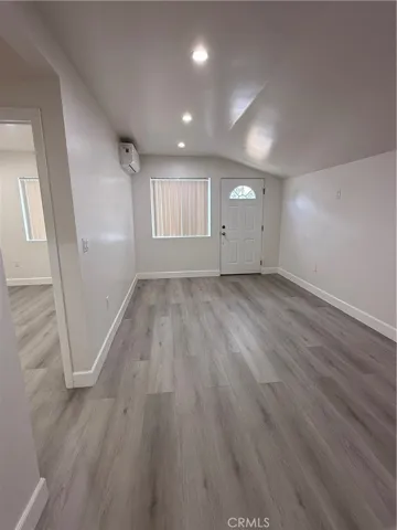9013 Oneida, Los Angeles, California 91352