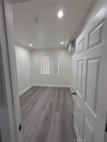 9013 Oneida, Los Angeles, California 91352