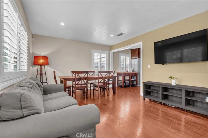 5944 Pennswood, Lakewood, California 90712