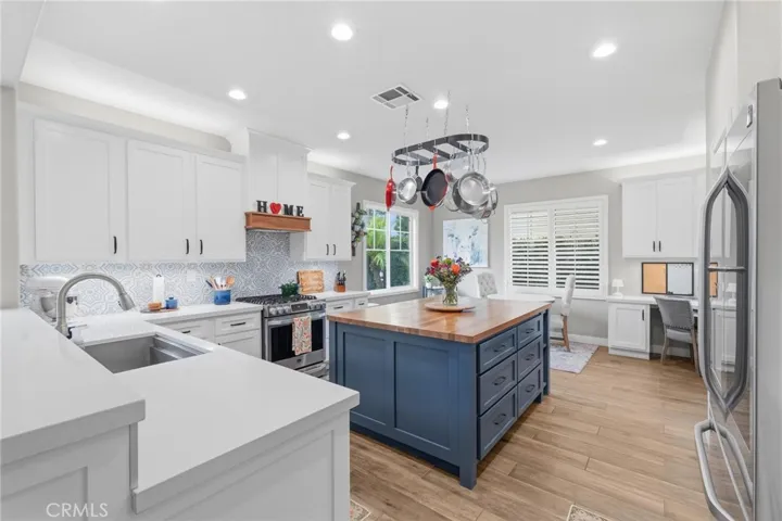 33992 Lily, Yucaipa, California 92399