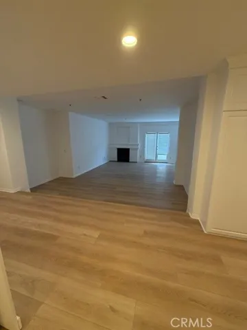 12011 205 Goshen Avenue, Brentwood, California 90049