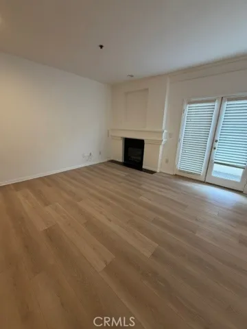 12011 205 Goshen Avenue, Brentwood, California 90049