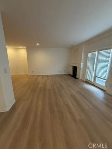 12011 205 Goshen Avenue, Brentwood, California 90049