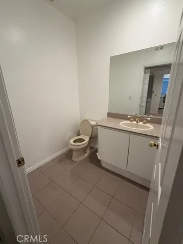 12011 205 Goshen Avenue, Brentwood, California 90049