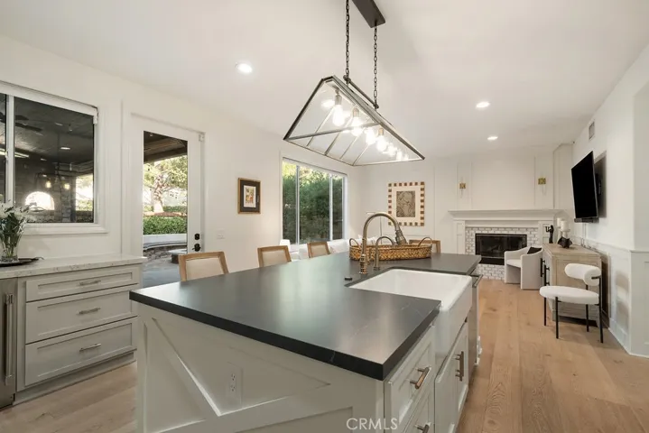 2555 Reynolds Drive, Tustin, California 92782