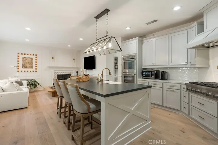 2555 Reynolds Drive, Tustin, California 92782