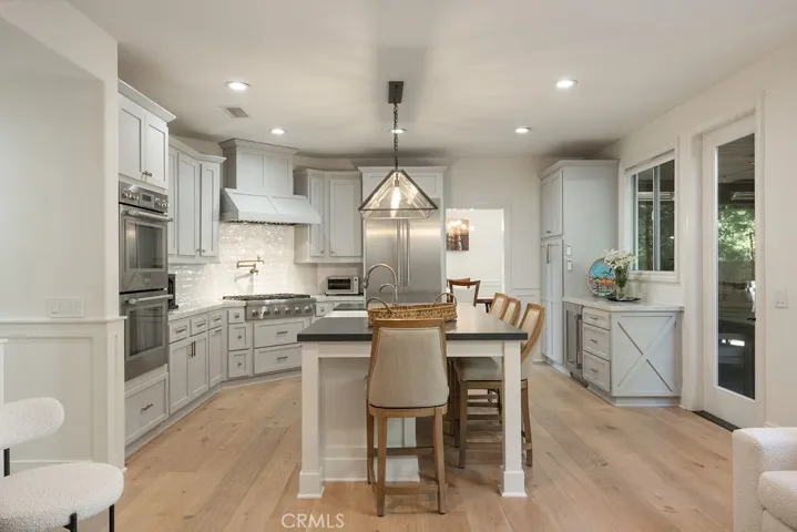 2555 Reynolds Drive, Tustin, California 92782
