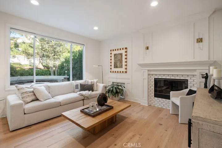 2555 Reynolds Drive, Tustin, California 92782