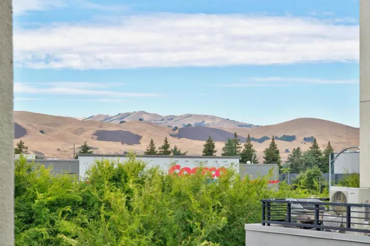 6810 Chroma Court, San Jose, California 95119