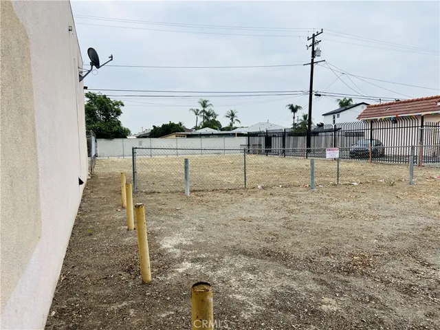 6184 Atlantic Ave, Long Beach, California 90805