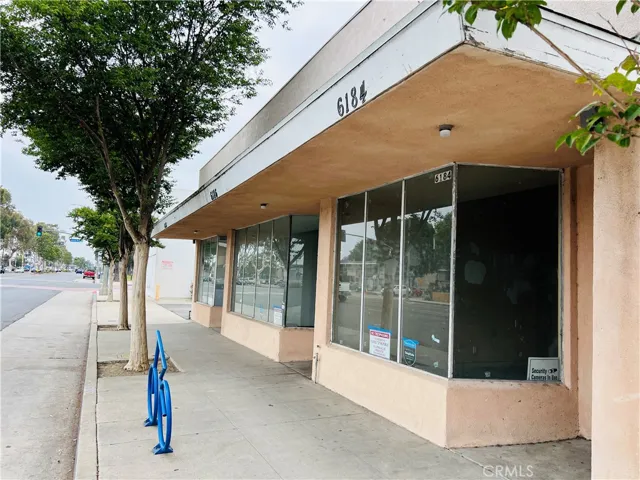 6184 Atlantic Ave, Long Beach, California 90805