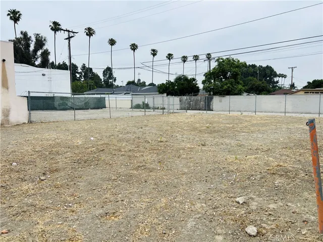 6184 Atlantic Ave, Long Beach, California 90805