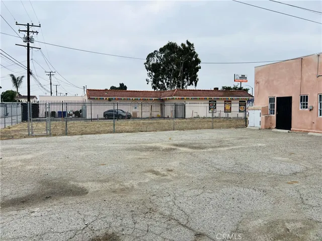 6184 Atlantic Ave, Long Beach, California 90805