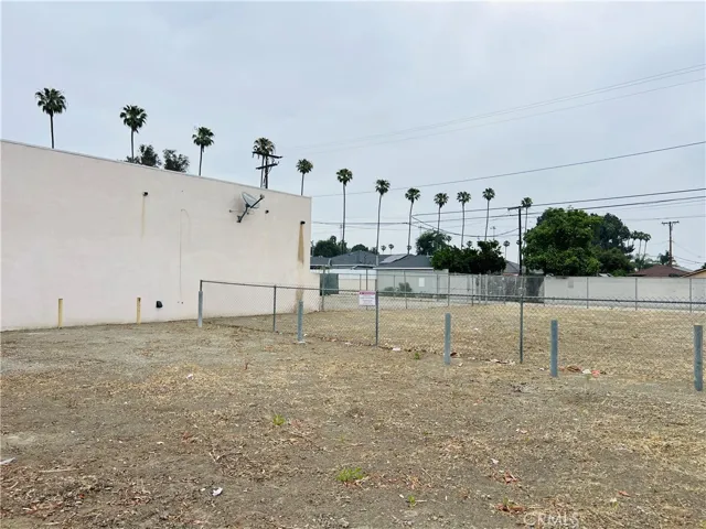 6184 Atlantic Ave, Long Beach, California 90805