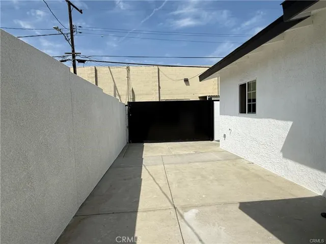 9452 Rose Avenue B, Montclair, California 91763