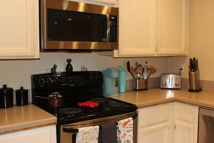 228 Flynn Avenue, Mountain View, California 94043