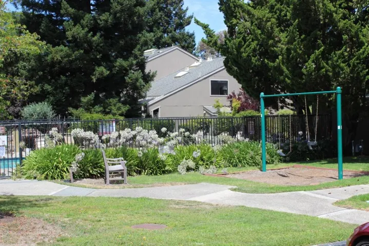 228 Flynn Avenue, Mountain View, California 94043