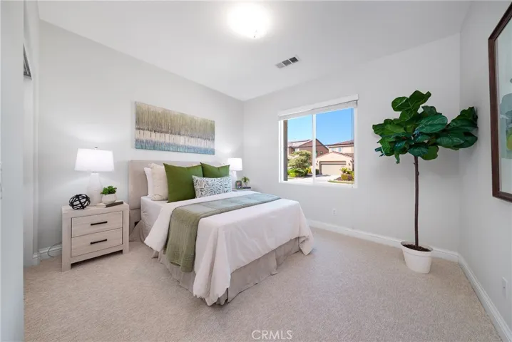 5080 S Oxford Ln., Ontario, California 91762
