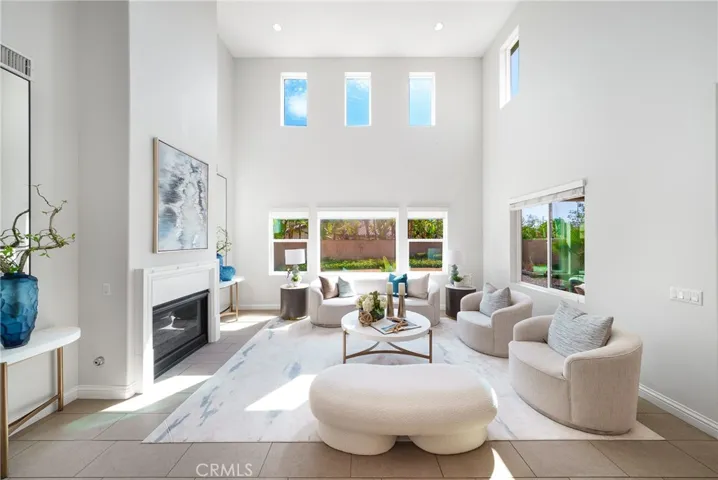 5080 S Oxford Ln., Ontario, California 91762
