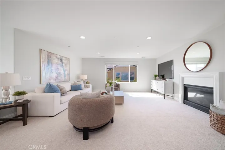 5080 S Oxford Ln., Ontario, California 91762