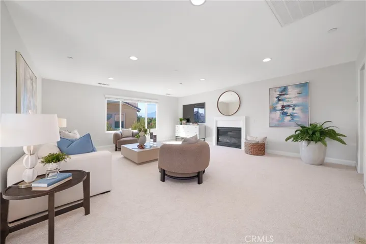 5080 S Oxford Ln., Ontario, California 91762