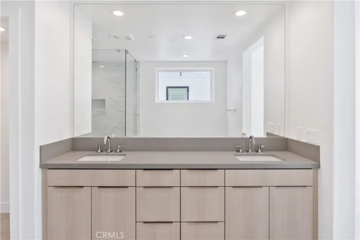 169 Creation, Irvine, California 92618