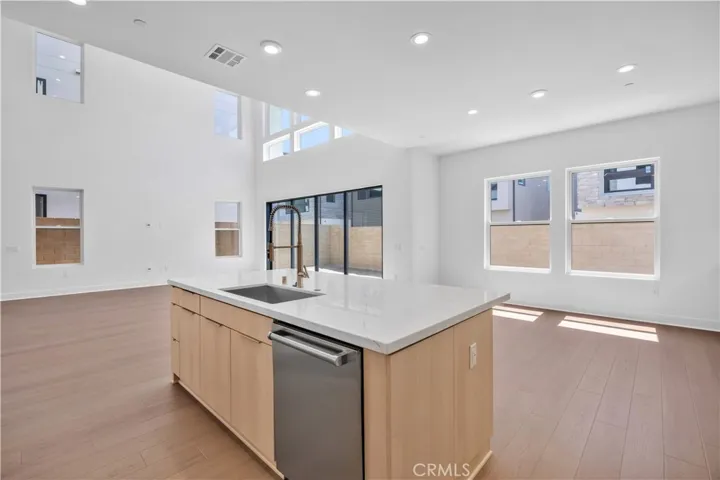169 Creation, Irvine, California 92618