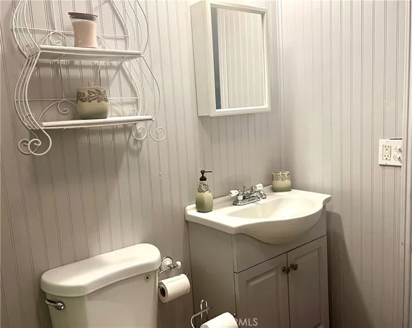1800 S Main 12, Lakeport, California 95453