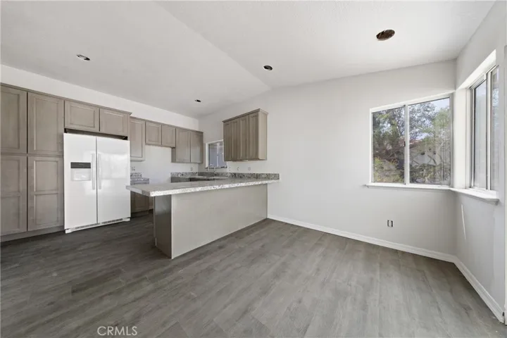9607 Oakmount, Desert Hot Springs, California 92240