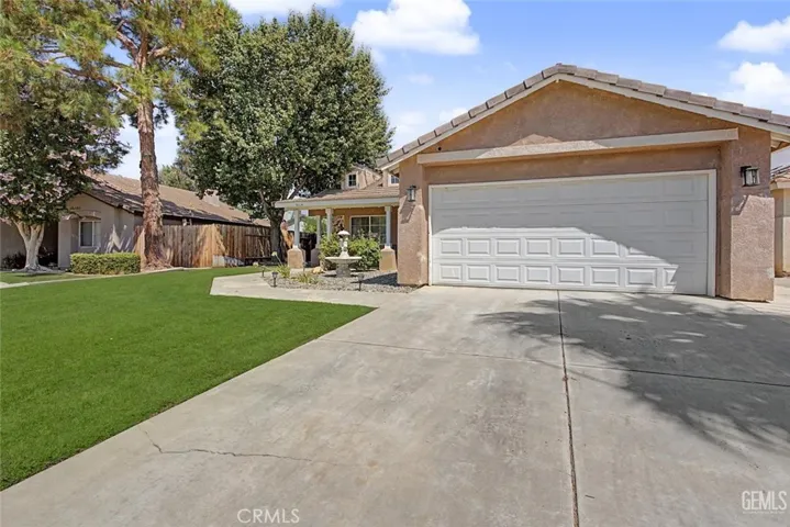 9004 Jenna Kathryn, Bakersfield, California 93312