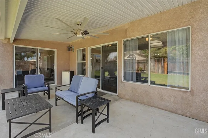 9004 Jenna Kathryn, Bakersfield, California 93312